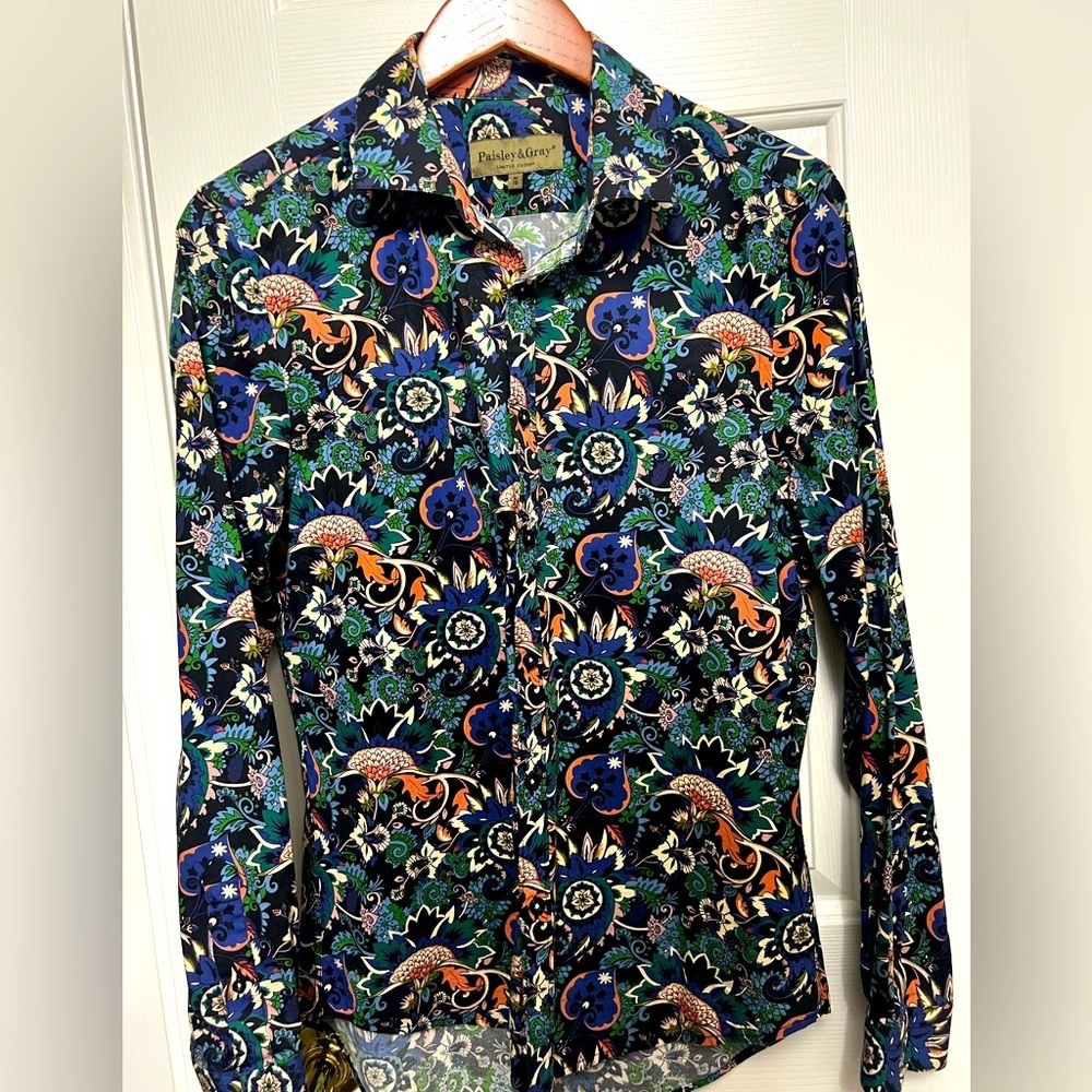 PAISLEY & GRAY
Men's Limited Edition Spread Collar Slim Fit Shirt Medium